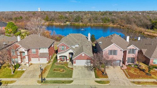 411 Fountainside Dr, Euless, TX, 76039-4329 | Card Image