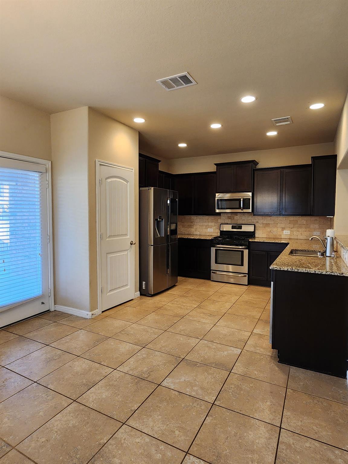 Residential Lease in Leander 5