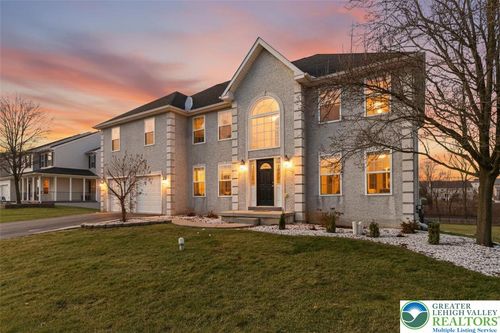 118 Walker Dr, NORTHAMPTON, PA, 18067-8814 | Card Image