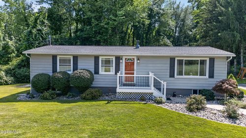 32 Tabor Rd, Mechanicville, NY, 12118-3410 | Card Image