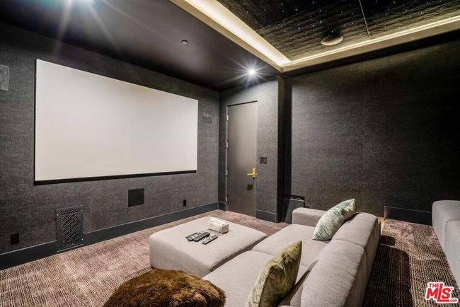 Movie Theater | Image 9