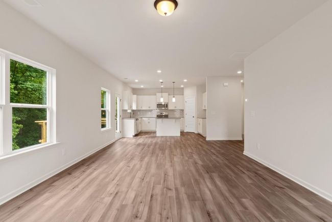 329 Roxeywood Way, House other with 4 bedrooms, 3 bathrooms and 2 parking in Winder GA | Image 5