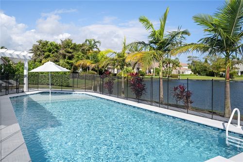 266 Riverway Dr, Vero Beach, FL, 32963-2643 | Card Image