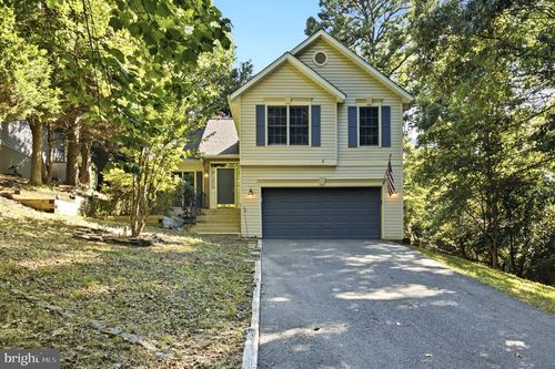 427 Lessin Dr, LUSBY, MD, 20657-4102 | Card Image