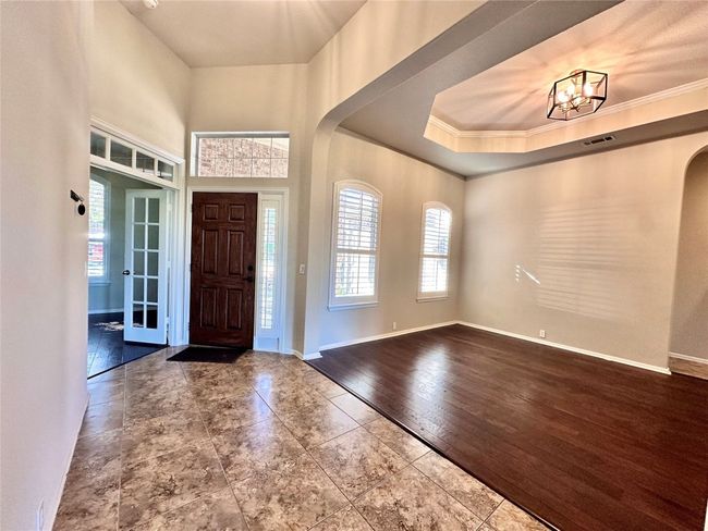 136 Mountain Laurel Way, House other with 4 bedrooms, 3 bathrooms and 7 parking in Austin TX | Image 4