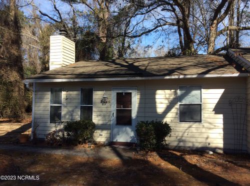 2426 Educational Dr, New Bern, NC, 28562-4450 | Card Image