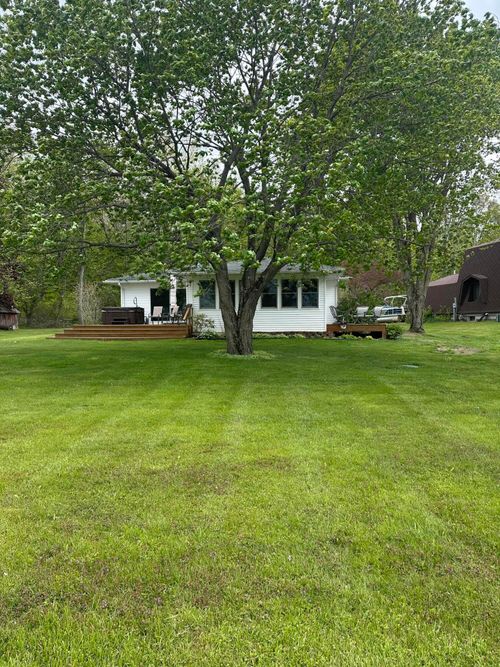 2611 Nottawassipee Lake Rd, Marshall, MI, 49068-9287 | Card Image