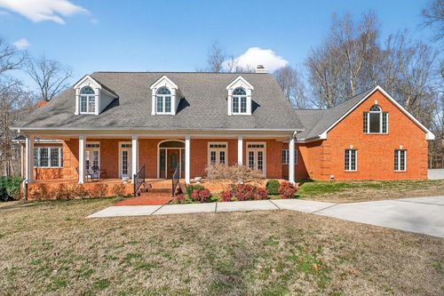 325 Mckennon Blvd, McMinnville, TN, 37110 | Card Image