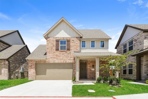 102 Hampton Ct, Saginaw, TX, 76179-6371 | Card Image