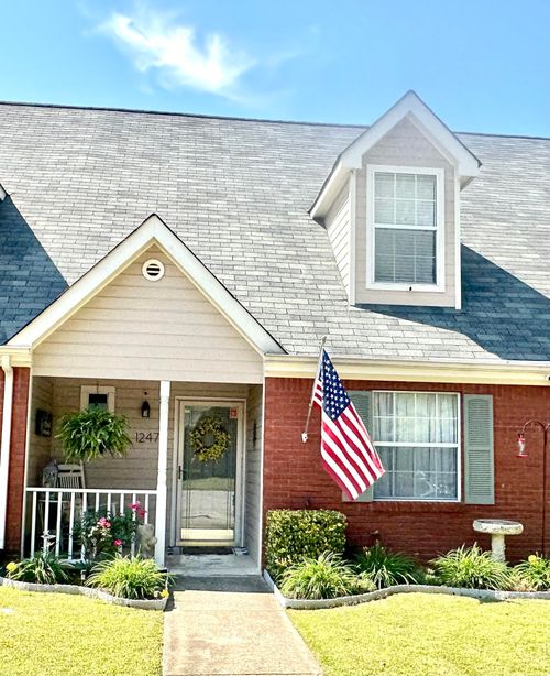 1247 Lenny Ln, Chattanooga, TN, 37421-4124 | Card Image