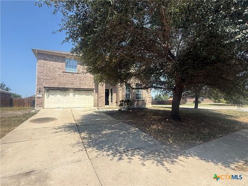 811 Shadow Creek Blvd, Buda, TX, 78610-4964 | Card Image