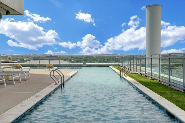 View of swimming pool | Image 33