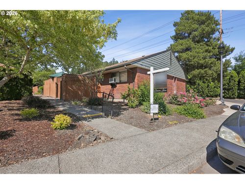 3-15100 Sw Crown Dr, KingCity, OR, 97224 | Card Image