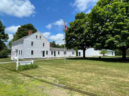 454 Main St, Fremont, NH, 03044-3416 | Card Image