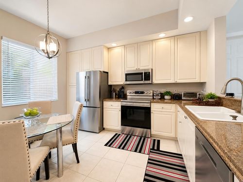 202-35 Harbour Isle Dr W, Fort Pierce, FL, 34949-2787 | Card Image