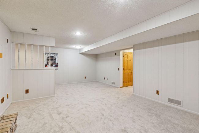 5929 Oxford St N, House other with 4 bedrooms, 4 bathrooms and null parking in Shoreview MN | Image 48