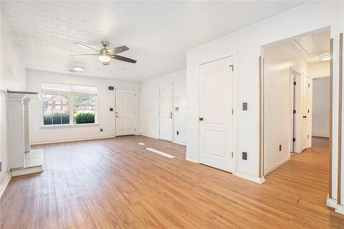 80 Victoria Blvd, Oxford, GA, 30054-4166 | Card Image