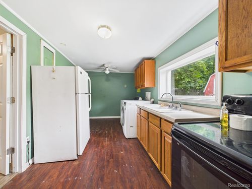 11207 Duffield Rd, Montrose, MI, 48457-9400 | Card Image