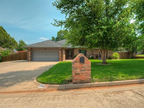 716 N Edgewood Ter, Mustang, OK, 73064-6150 | Card Image