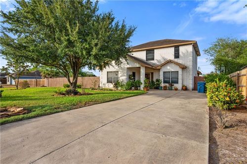 816 Woodford St, San Benito, TX, 78586-2700 | Card Image