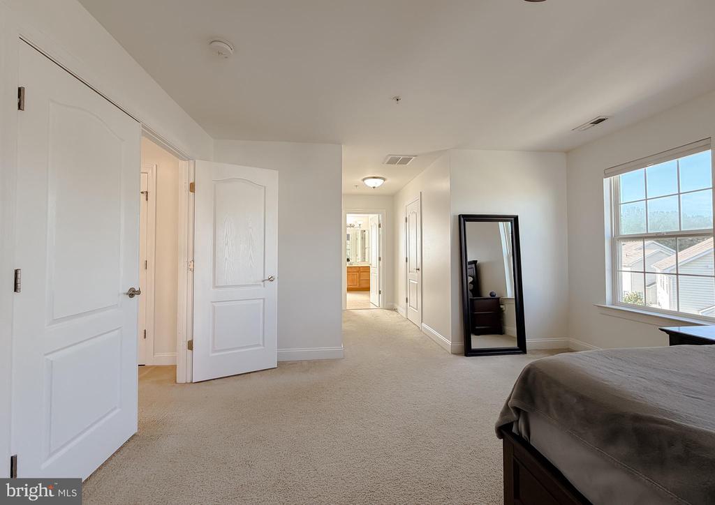 Residential in HOLLYWOOD 3