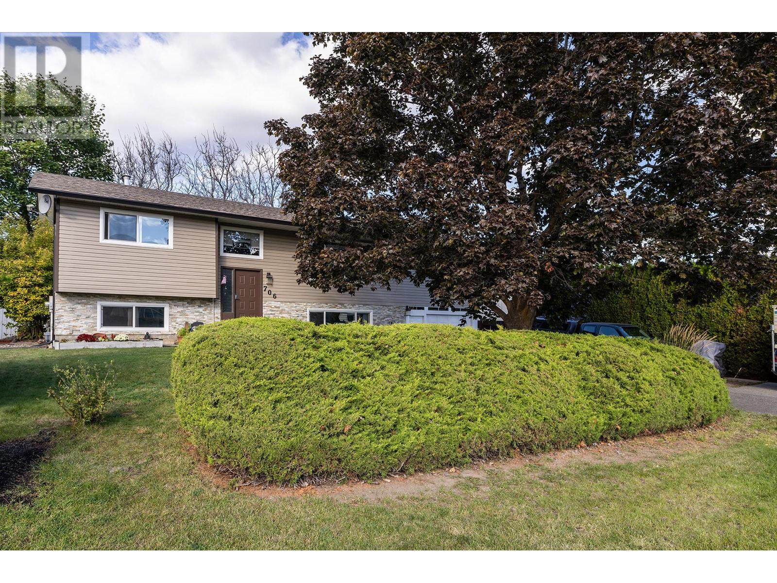 706 Renshaw Rd, For Sale in Kelowna eXp Realty