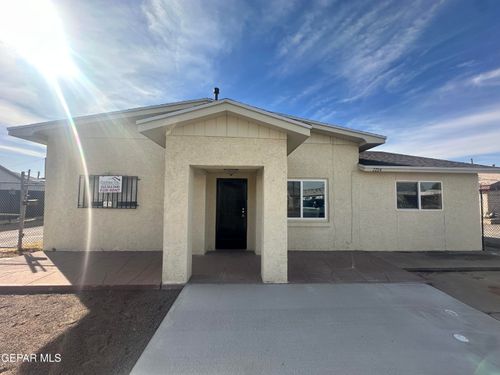 7224 Dale Rd, El Paso, TX, 79915-2406 | Card Image