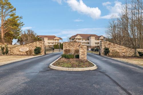 7100 Dale Ridge Rd, Lancaster, TN, 38569-5262 | Card Image