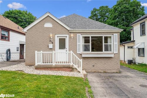 216 Bell Ave, Hamilton, ON, L8K3E6 | Card Image