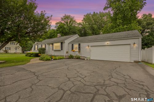 20 Wyndwood Rd, Farmington, CT, 06032-1157 | Card Image