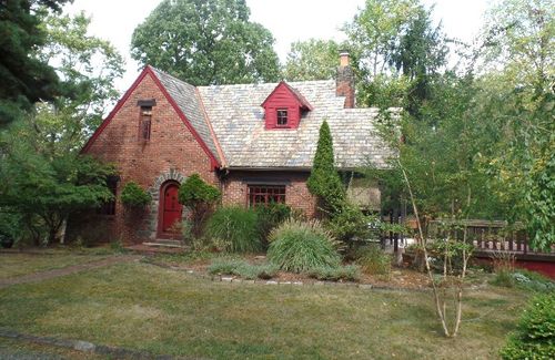 133 Sunset Ln, Pittsburgh, PA, 15209-1026 | Card Image