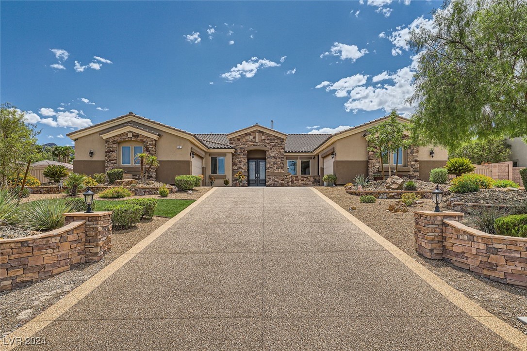 Du Fort Ave, Henderson, NV 89002