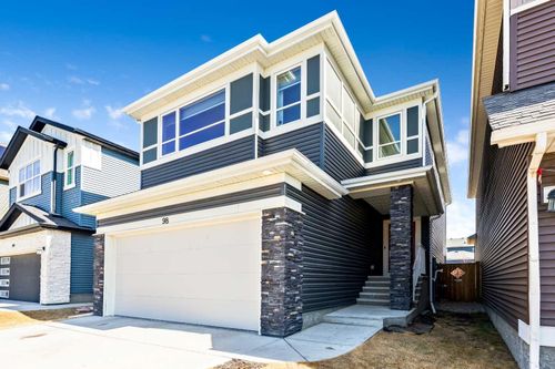 98 Lucas Cres Nw, Calgary, AB, T3P1M6 | Card Image