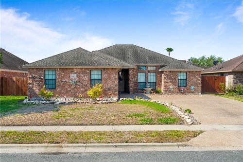 14421 Red River Dr, Corpus Christi, TX, 78410-5762 | Card Image