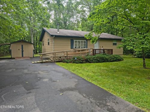 4007 Kato Dr, Crossville, TN, 38572-6696 | Card Image