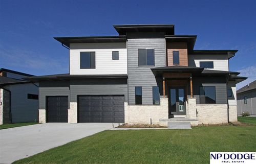 3414 Tree Line Drive, Lincoln, NE, 68516 | Card Image