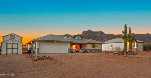5770 E 22nd Ave, Apache Junction, AZ, 85119-8895 | Card Image