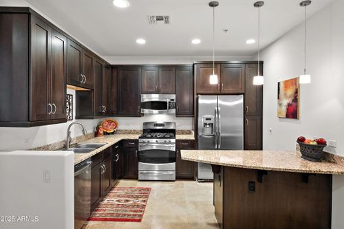 2009-7291 N Scottsdale Rd, Paradise Valley, AZ, 85253-2685 | Card Image