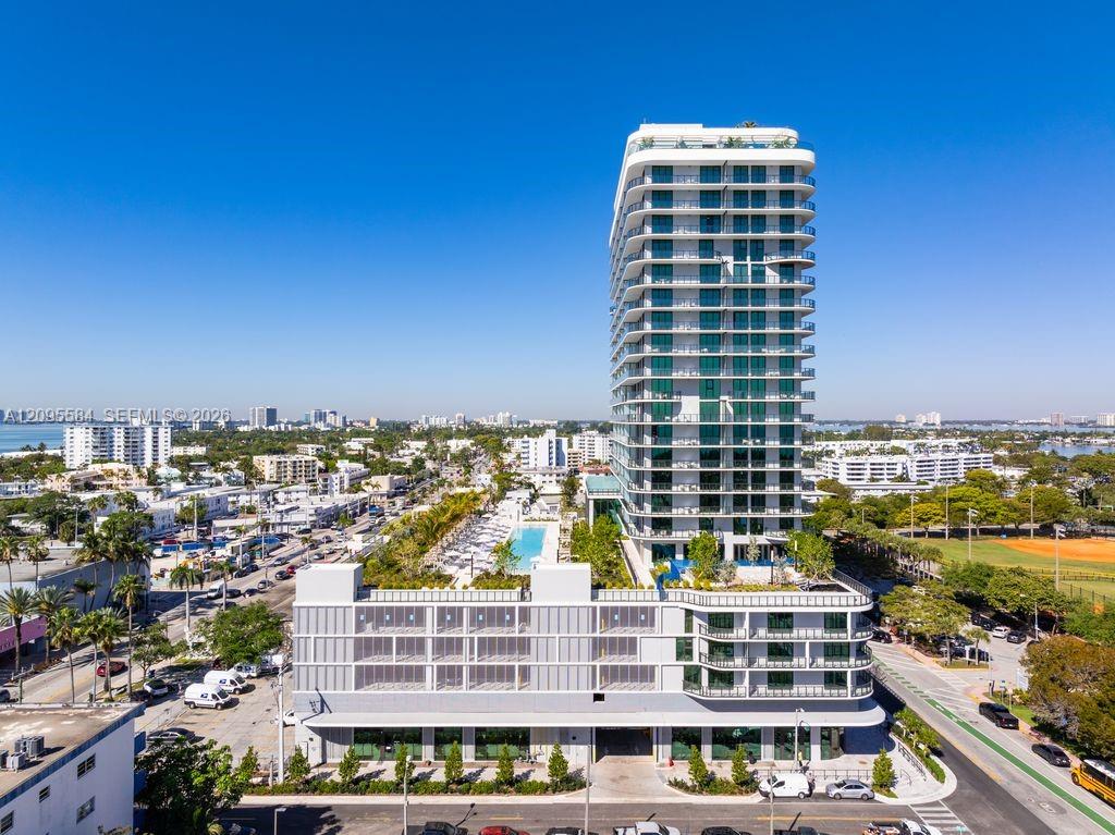 Residential Lease in Miami Beach 3