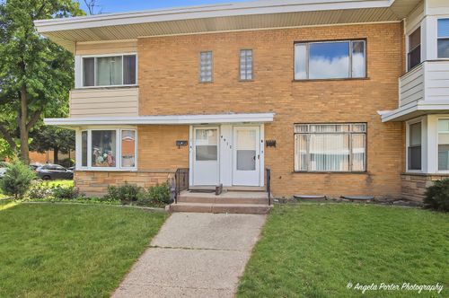b-4912 Crain St, Skokie, IL, 60077-5450 | Card Image