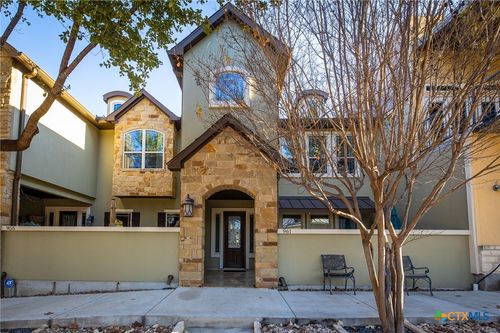 961 N Academy Ave, New Braunfels, TX, 78130-5454 | Card Image