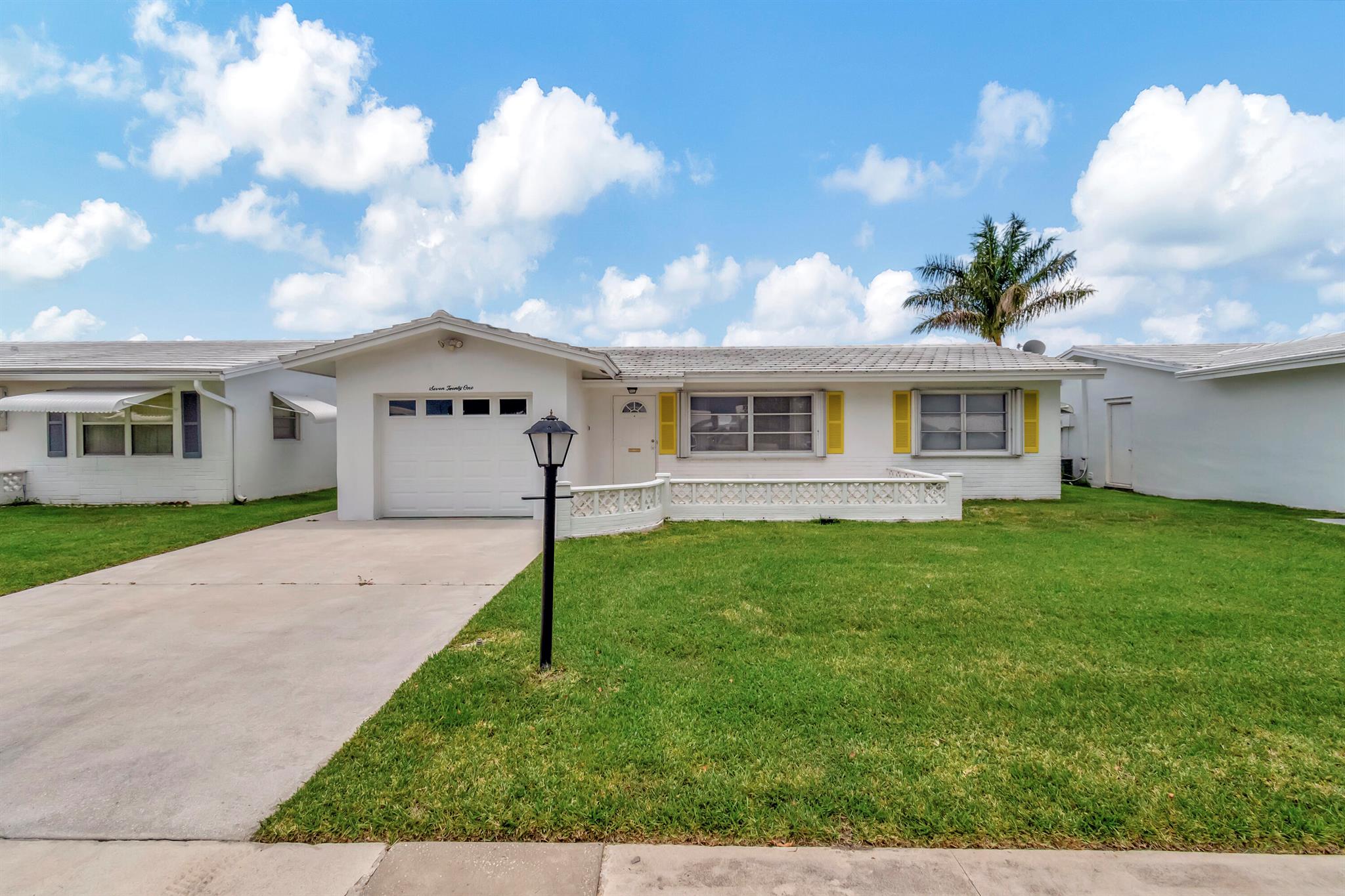 18th St, Boynton Beach, FL 33426