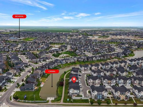 394 Canals Cross Sw, Airdrie, AB, T4B4L4 | Card Image