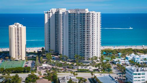1006b-2700 N Ocean Dr, Riviera Beach, FL, 33404-3877 | Card Image