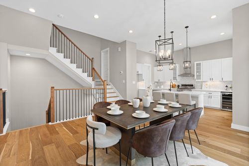 1173 W 19th St, Houston, TX, 77008-3305 | Card Image