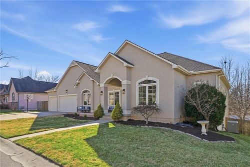10308 Granada Ln, Overland Park, KS, 66207-4000 | Card Image