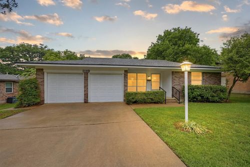 1119 W Mcgee St, Sherman, TX, 75092-3305 | Card Image