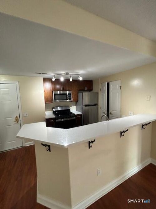 327-488 Bedford St, Stamford, CT, 06901-1501 | Card Image