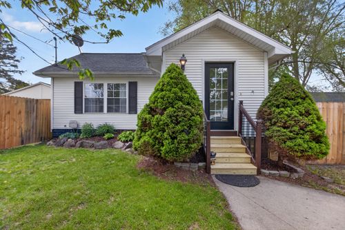 610 17th St, Jackson, MI, 49203-1408 | Card Image
