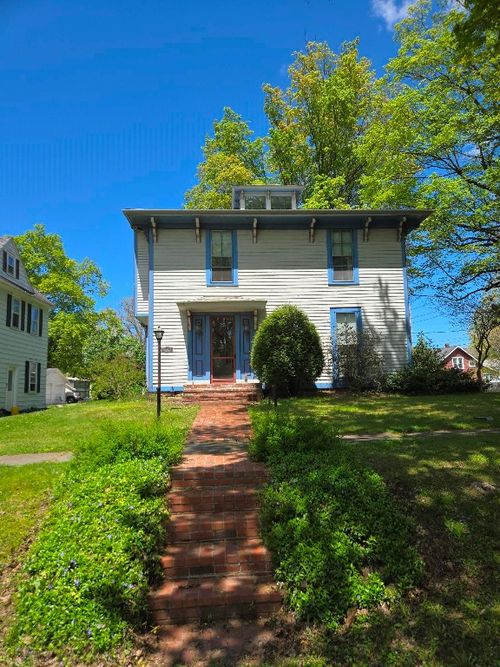 162 2nd St, Waterford, PA, 16441-9715 | Card Image